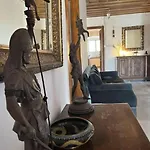 Iren Villa Parakopí